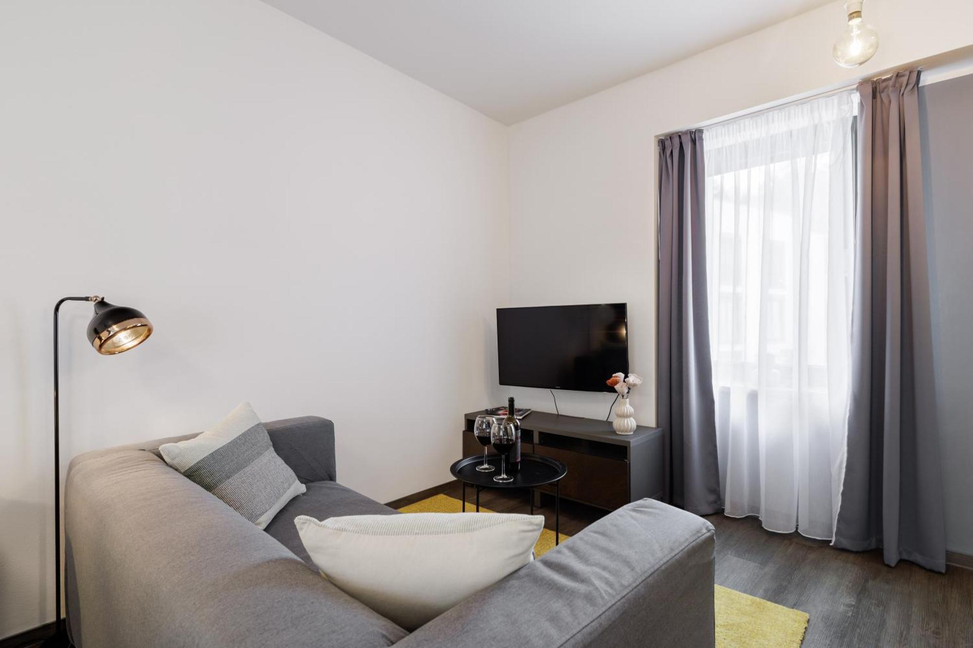 River Apartments Mladá Boleslav Esterno foto