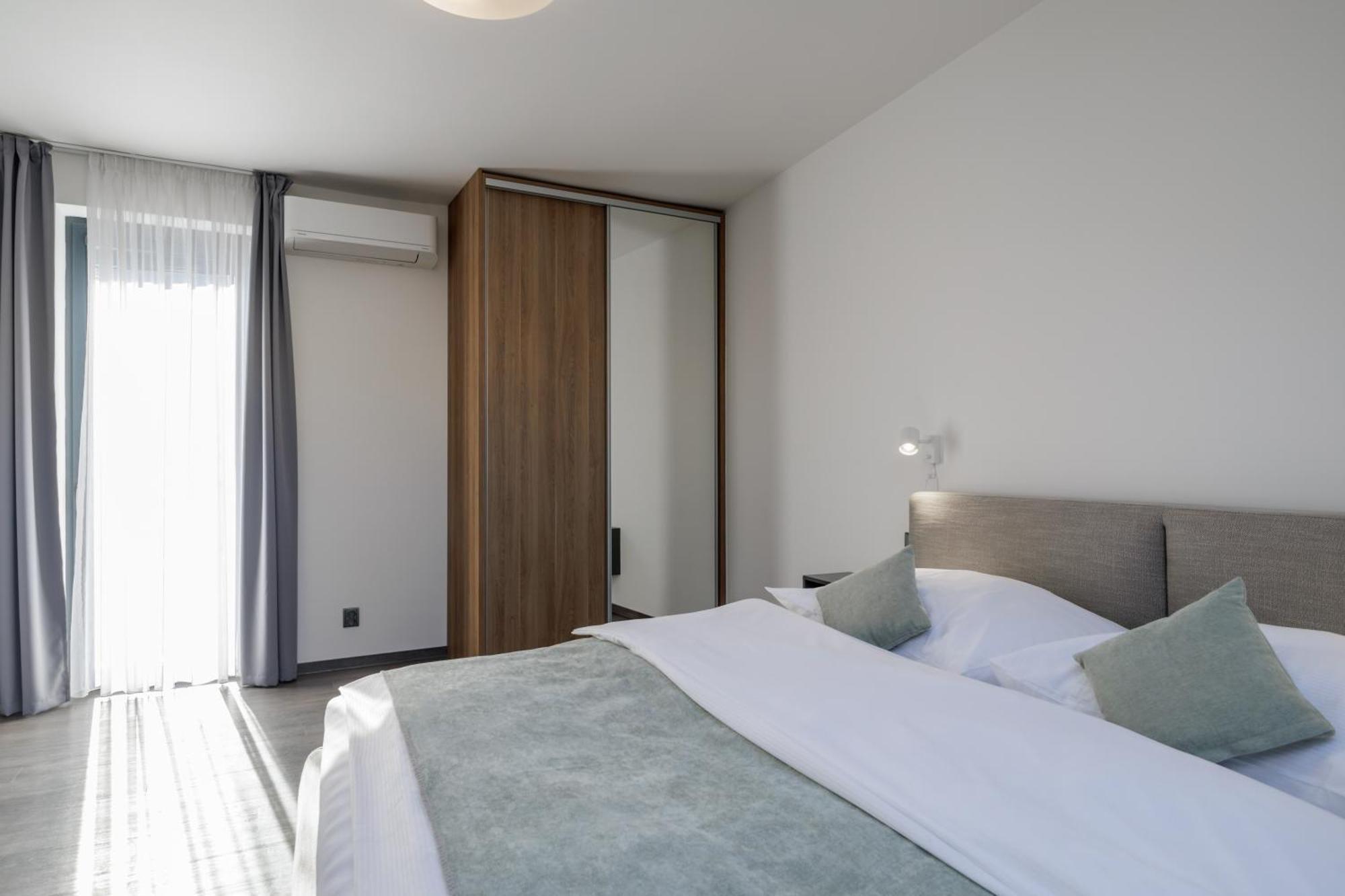 River Apartments Mladá Boleslav Esterno foto
